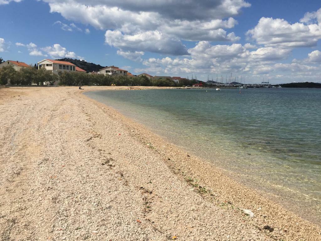 Beach Apartment Kate With Sea View, Balcony And Parking, Murter, Dalmatia Extérieur photo