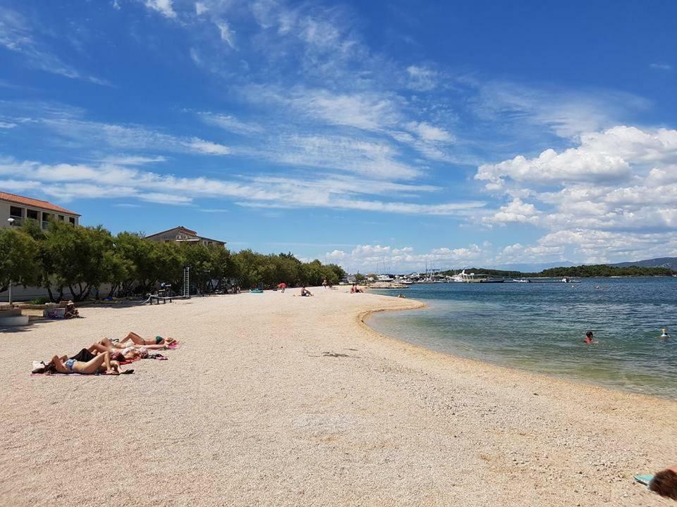 Beach Apartment Kate With Sea View, Balcony And Parking, Murter, Dalmatia Extérieur photo